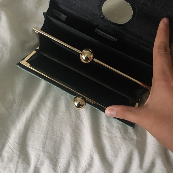 Charlotte Russe faux snakeskin wallet/clutch - Picture 4 of 4